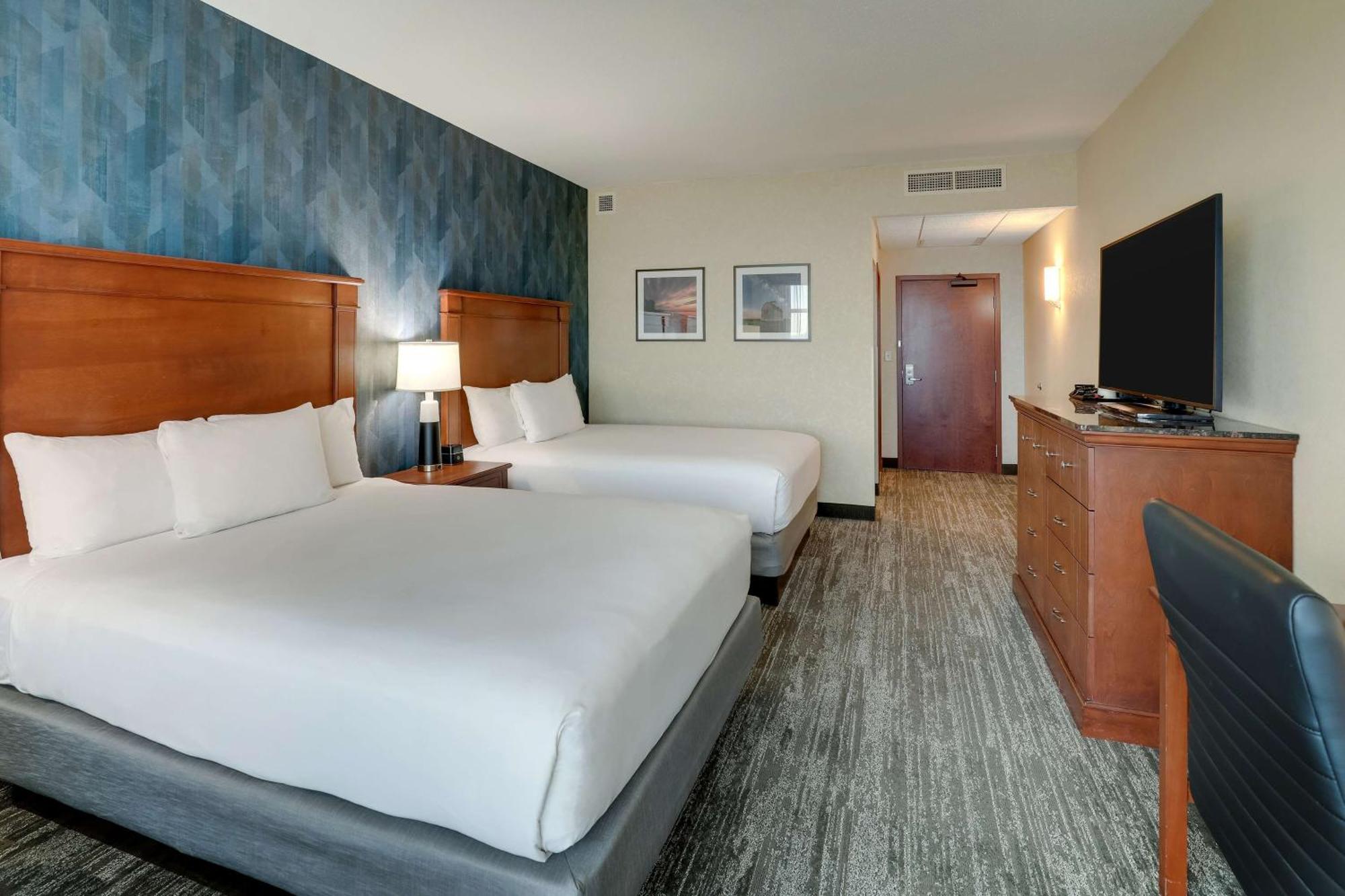 מאונט ורנון Drury Plaza Hotel Mt Vernon מראה חיצוני תמונה