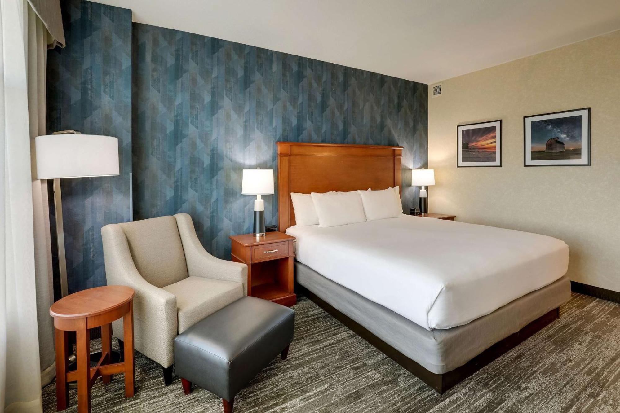 מאונט ורנון Drury Plaza Hotel Mt Vernon מראה חיצוני תמונה