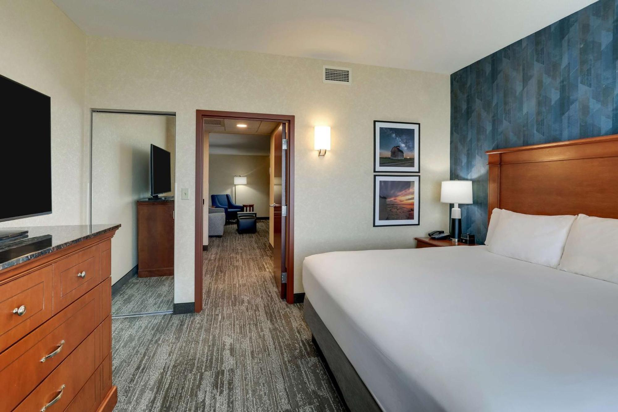 מאונט ורנון Drury Plaza Hotel Mt Vernon מראה חיצוני תמונה
