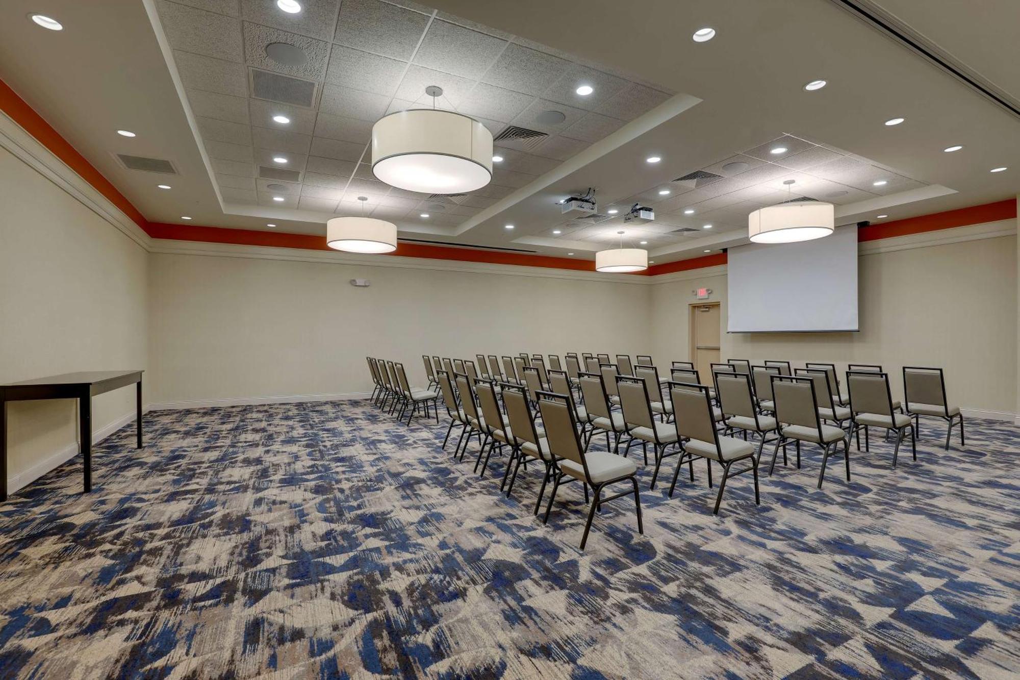 מאונט ורנון Drury Plaza Hotel Mt Vernon מראה חיצוני תמונה
