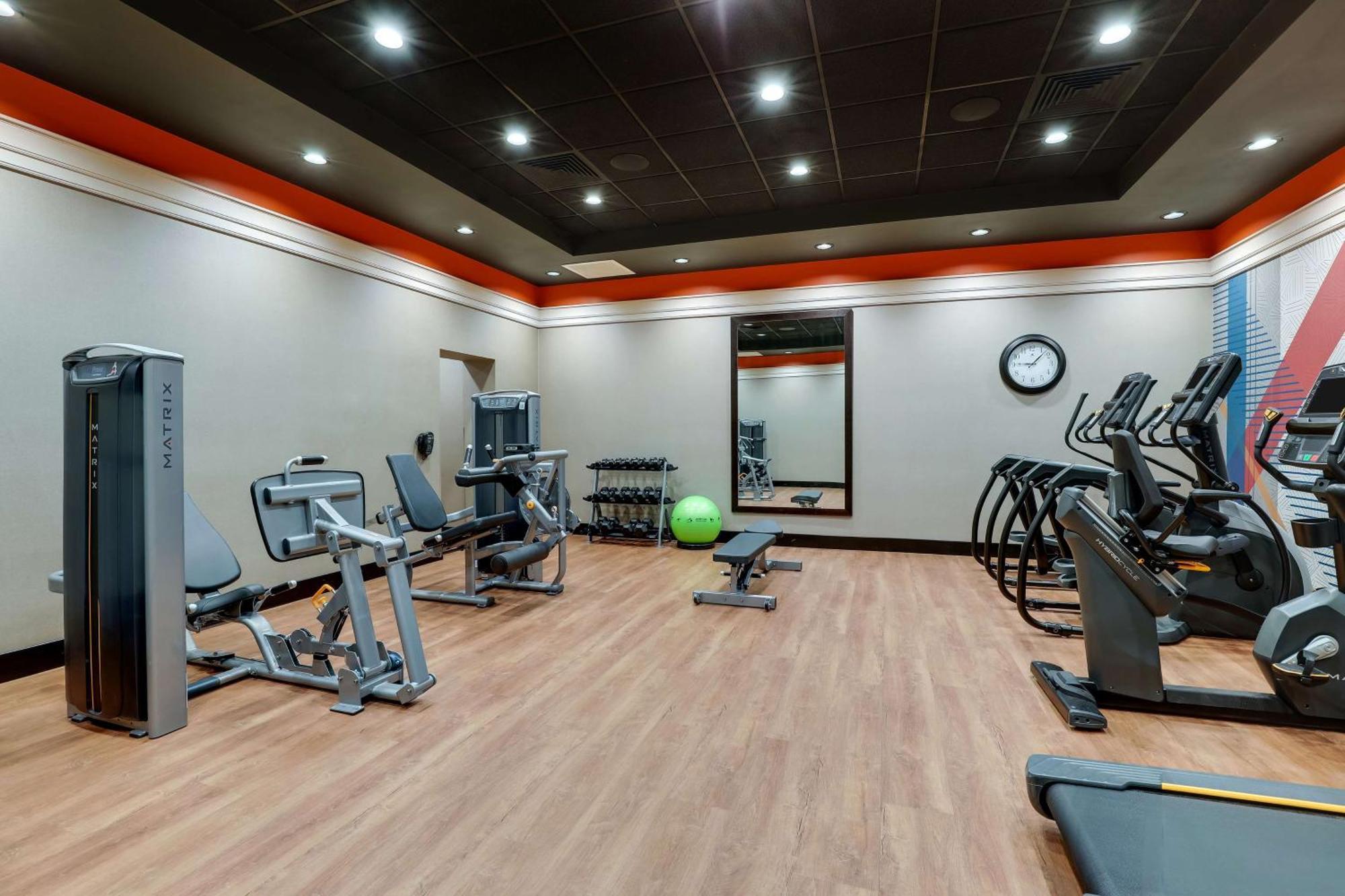 מאונט ורנון Drury Plaza Hotel Mt Vernon מראה חיצוני תמונה